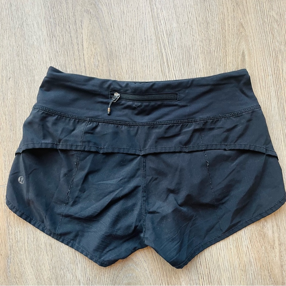 black speed up shorts